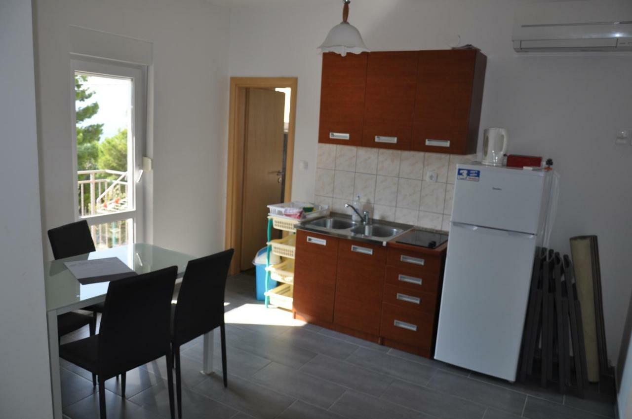 Batinic Apartmani Omis Exterior photo