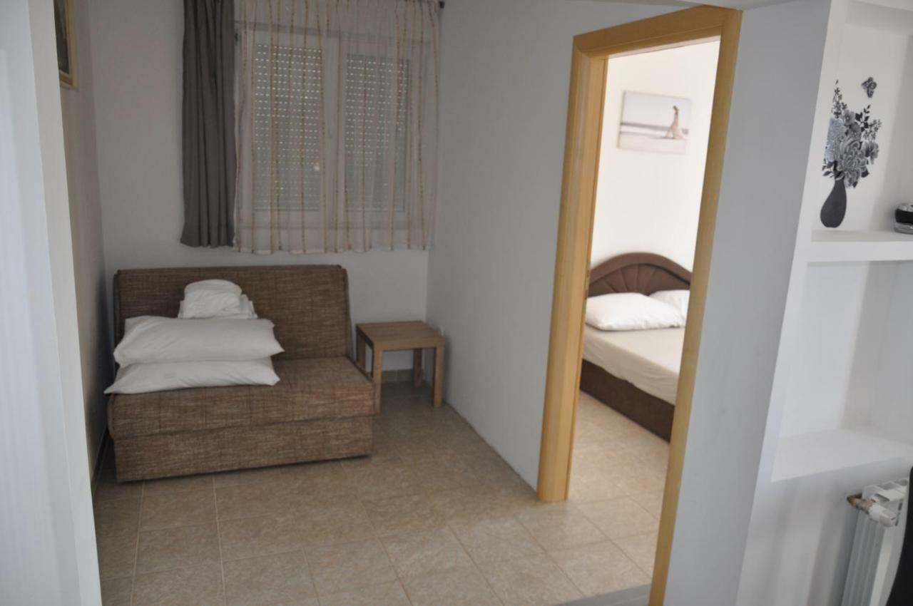 Batinic Apartmani Omis Exterior photo