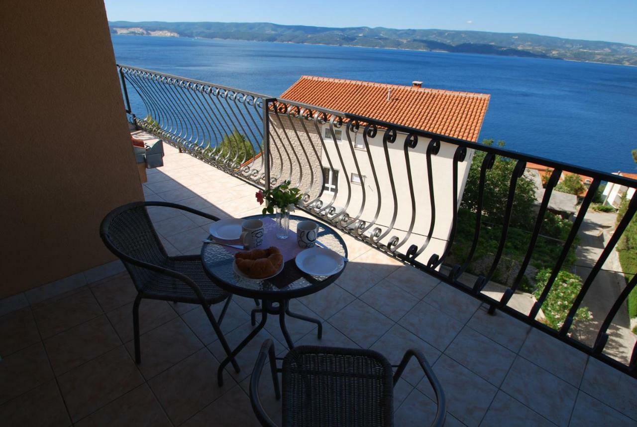 Batinic Apartmani Omis Exterior photo